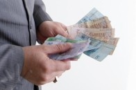 15 лучан отримають грошову допомогу з бюджету міста аж по 500 гривень