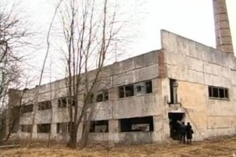 Вже понад сім років 17 гектарів військового містечка під Луцьком пустують