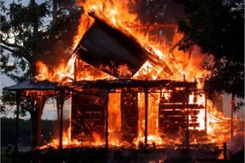 57-річний волинянин прийшов до брата в гості і згорів у його будинку