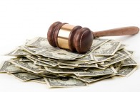 «Скорпіон-сервіс» стягує з луцького підприємця понад 103 тисячі гривень