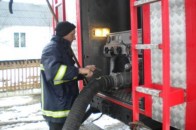 Рятувальники продовжують відкачувати воду на Волині