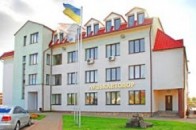 Фірма Єремеєва&Івахіва стягує з ПАТ 