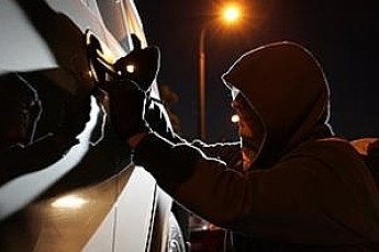 На Волині міліціонери затримали іноземця, який викрав автомобіль