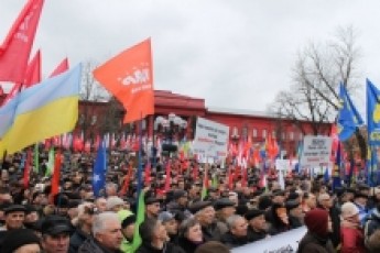 Лучанин: на мітингу опозиційних сил у Києві було близько 10 тисяч людей