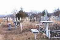 Волинянин поцупив з кладовища 18 секцій металевого паркану