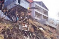 Луцькій владі наразі не до будинків, які сповзають у Стир