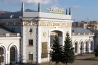 На Рівненському вокзалі госпіталізували п’яну лучанку