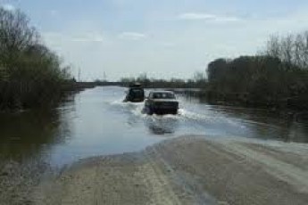 Води Прип'яті затопили волинські дороги