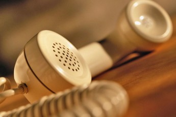 Борги волинських міліціонерів за телефонні розмови зростають, однак платити «Укртелекому» вони не поспішають