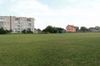 Міська рада не знає, яка доля чекає футбольне поле у  Теремно