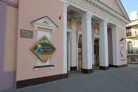 У Луцьку відбувся благодійний показ драми, за вилучені кошти якої придбають протези діткам з вадами слуху