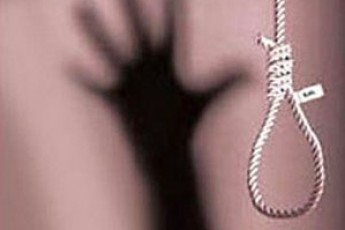 У Луцькому СІЗО після допиту, сплівши мотузку зі шкарпеток, повісився чоловік