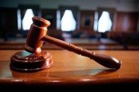 Луцькі судді відмовилися розглядати позов щодо скасування медреформи через те, що позивачка спізнилася на 1 хвилину