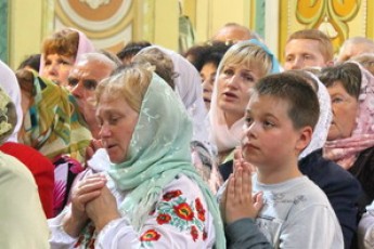 Розклад пасхальних богослужінь у Луцьку