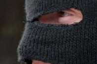 У Луцьку за збройні напади на магазини та валютників засудили банду злочинців