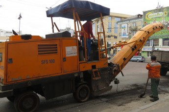 Луцькі автодорівці  перевищили ліміт коштів на ремонт доріг