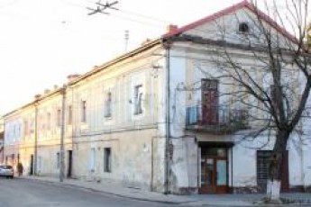 Мінфін України розповів, де взяти кошти на переселення лучан з аварійного будинку