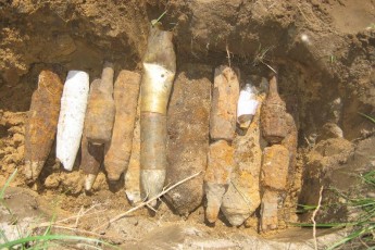 Волинські піротехніки знешкодили 13 боєприпасів