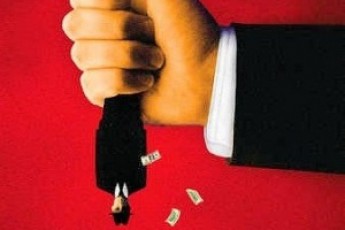 Підприємство волинських нардепів намагається збанкрутити свого боржника