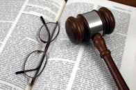 Волинські правоохоронці звернулися до суду з позовом на часопис області, журналіста і адвоката