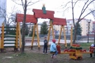 На дитячі майданчики у Луцьку  витратять 100 тисяч гривень
