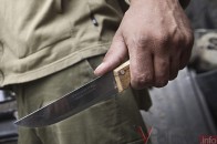 Шістнадцятирічний лучанин вдарив свою матір ножем в грудну клітку, однак сам запевняє, що він таким чином захищався