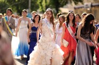 Пересічній волинській сім’ї шкільний випускний обійдеться майже у 5 тисяч гривень