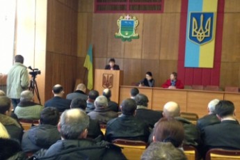 Мер одного з волинських міст «виставив» журналіста з сесії міськради