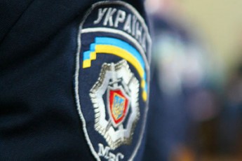 Столичні правоохоронці відібрали у волинського заробітчанина телефон та вимагали грошей просто на вокзалі