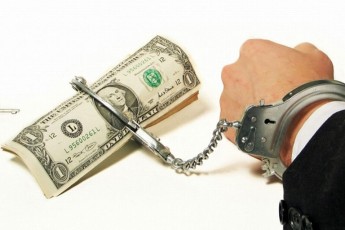 Волинянина, який незаконно набрав кредитів на мільйон гривень, звільнили від покарання