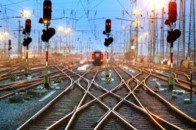 Волинські правоохоронці затримали чоловіка, який розбирав залізничну колію