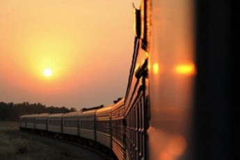 «Укрзалізниця» повідомила коли відновить рух поїзда «Ковель-Чернівці»