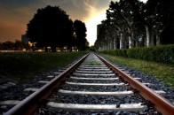 На одній з вулиць Луцька демонтують залізничну колію