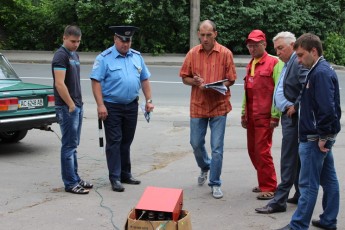 У Луцьку автомобілі перевіряють на шкідливість викидів