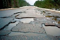 Депутат Волинської облради намагається з'ясувати, коли відремонтують дороги