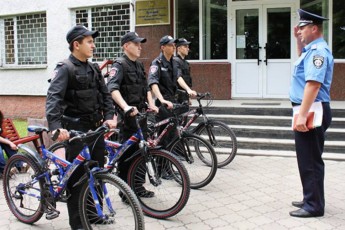 Луцьких міліціянтів пересадили на велосипеди