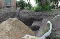 Луцькі комунальники знищили на П'ятницькій гірці фрагмент житла древніх лучан