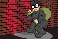 У Луцьку засудили чоловіка, який «тягав» жіночі гаманці та обчистив автомобіль прокурора