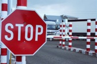Аби незаконно ввести BMW на Волинь, білорус змінив номерні знаки автівки