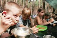 На Волині уже розпочали роботу 8 оздоровчих таборів для дітей
