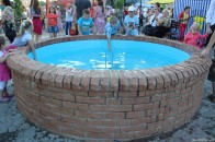 У містечку на Волині з нагоди свята відкрили фонтан