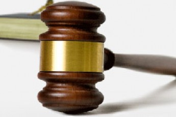 На Волині суд відмовився повертати майже мільйон гривень фірмі, яку «надули» підприємці-шахраї