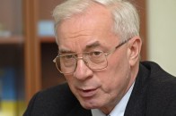 Азаров вигадав схему, як ліквідувати зсув, що виник по вулиці Героїв УПА у Луцьку