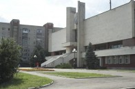 Лучани виступають проти зведення дитячого майданчика, який ПриватБанк хоче встановити у парку за РАЦСом
