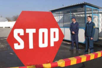Польська фірма намагалася незаконно перевезти на Волинь партію шпалер