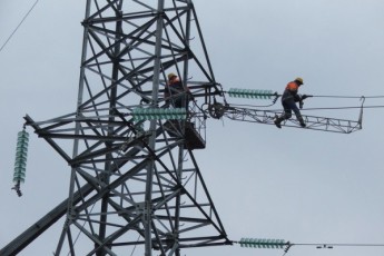 Протягом липня у Луцьку проводитимуть роботи з розчистки охоронних зон повітряних ліній електромереж