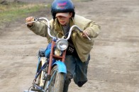 У Луцьку притягнули до відповідальності школяра, який без «прав» гасав на мопеді