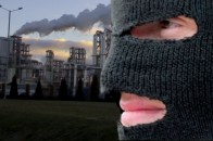 Волиняни скаржаться на викиди і випари деревообробного заводу «Кроноспан»