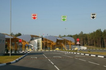 Волинські митники обіцяють, що в період святкування процес перетину кордону буде спрощений