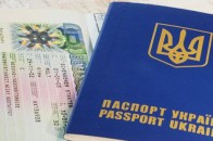 Паспортну кризу в Україні обіцяють ліквідувати за тиждень